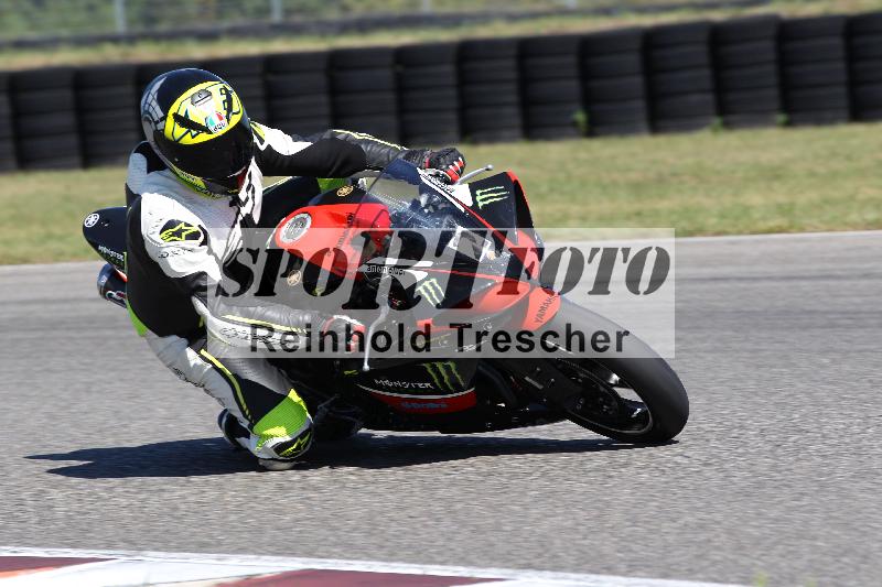 Archiv-2025/48 25.08.2025 Cornu Master School ADR/rot-rouge/2